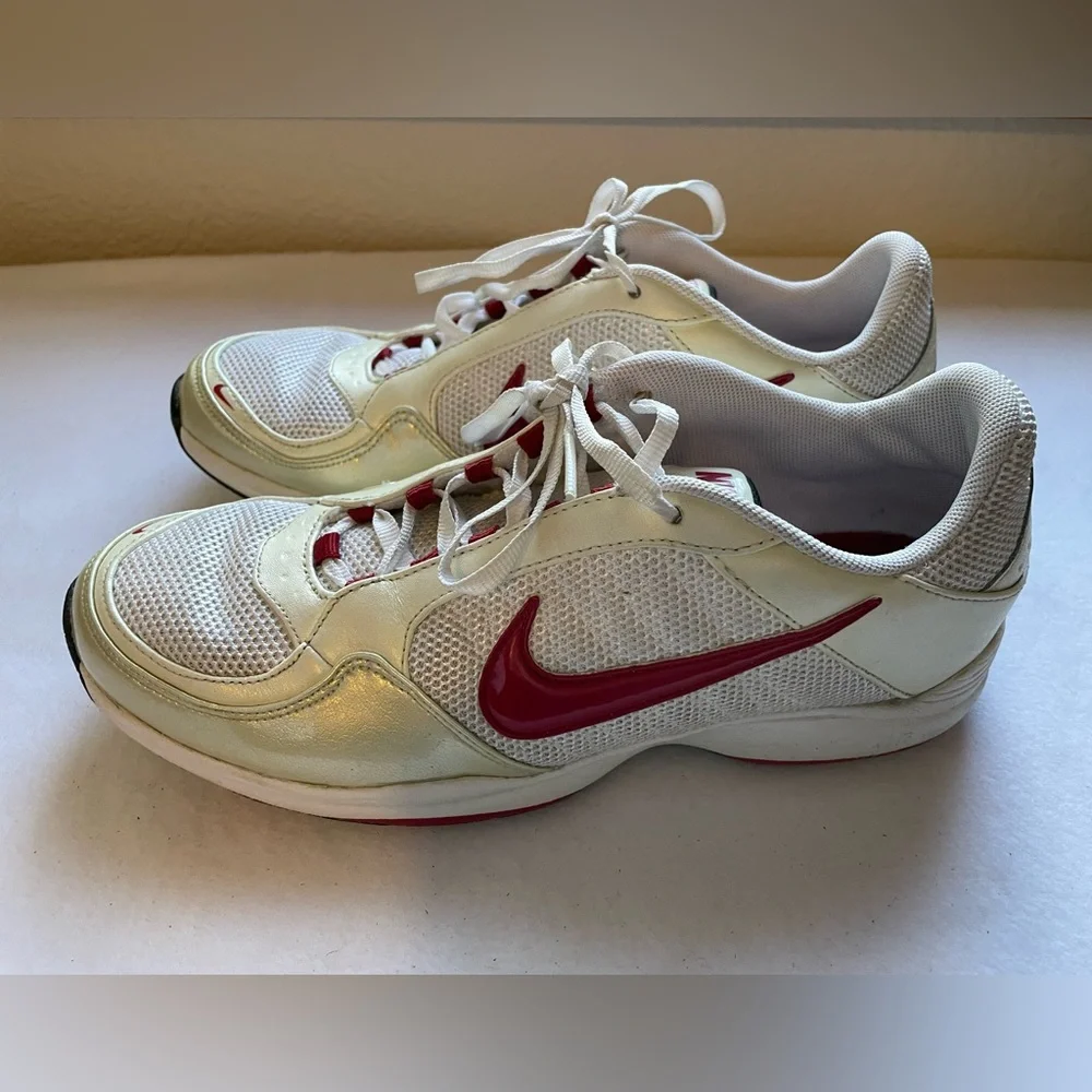 Retro Nike Air Essential Sister Women size 7 LowTraining Shoes 344126-161,